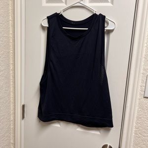 Lulu black crop tank, size 8